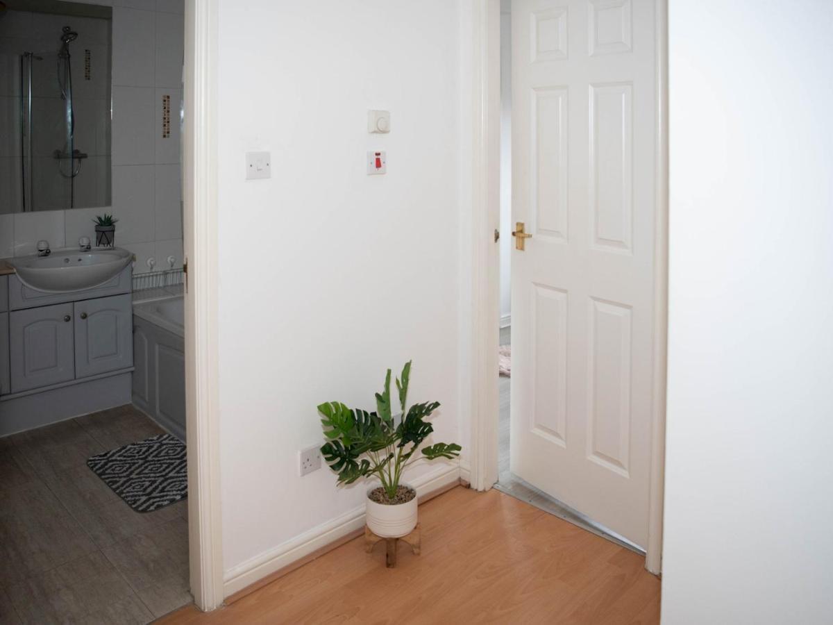 Pass The Keys Lovely Central 1 - Bedroom Flat Glasgow Green Exterior photo